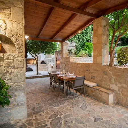 Maratho Villa, Nature Wellness Experience, By Thinkvilla * Xirón Khoríon